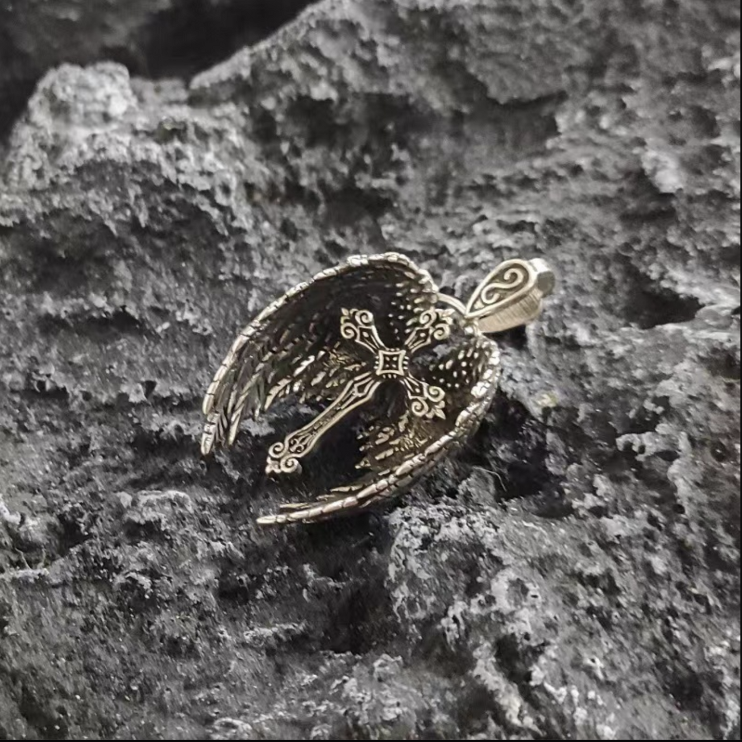 Vintage Style Guardian's Wings Pendant